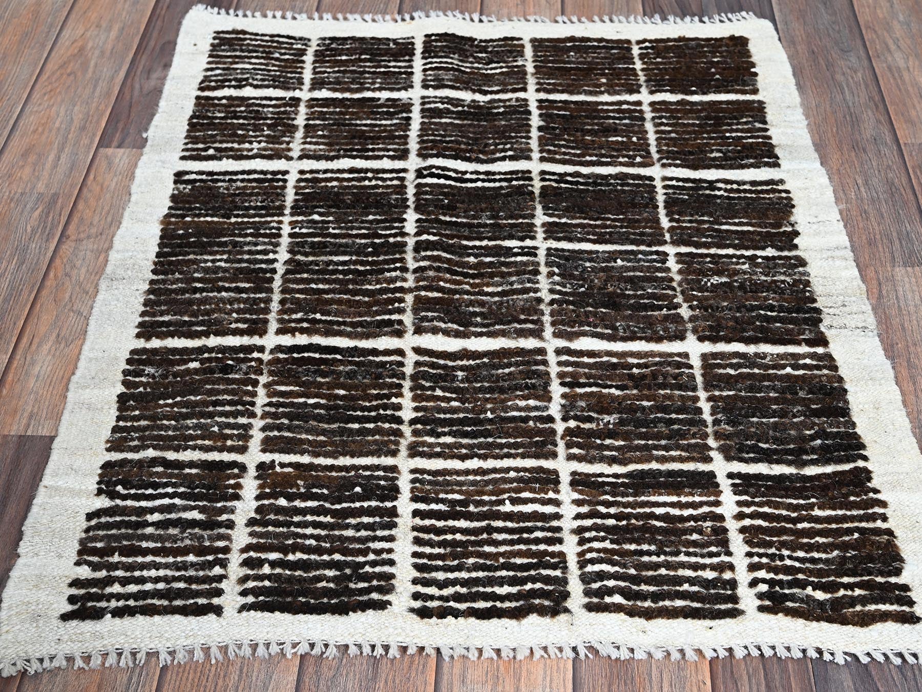 Brown 2'3" x 2'8" Tribal & Geometric Hand knotted Wool Rug - Sku: O01391