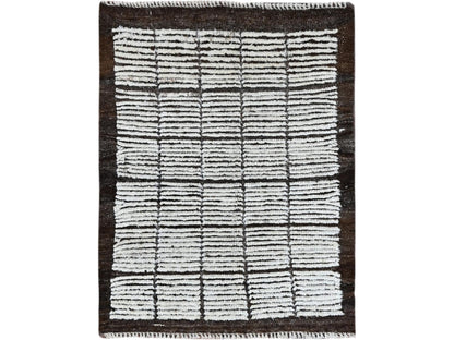 Ivory 2'1" x 2'8" Tribal & Geometric Hand knotted Wool Rug - Sku: O01392