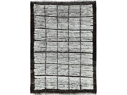 Ivory 2'1" x 2'11" Tribal & Geometric Hand knotted Wool Rug - Sku: O01393