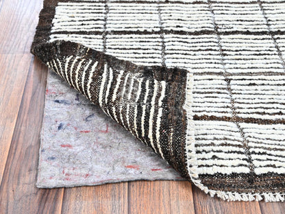 Ivory 2'1" x 2'11" Tribal & Geometric Hand knotted Wool Rug - Sku: O01393