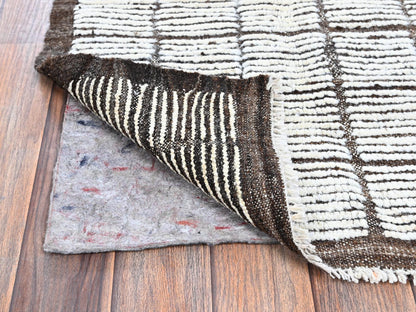 Ivory 2'1" x 2'8" Tribal & Geometric Hand knotted Wool Rug - Sku: O01397