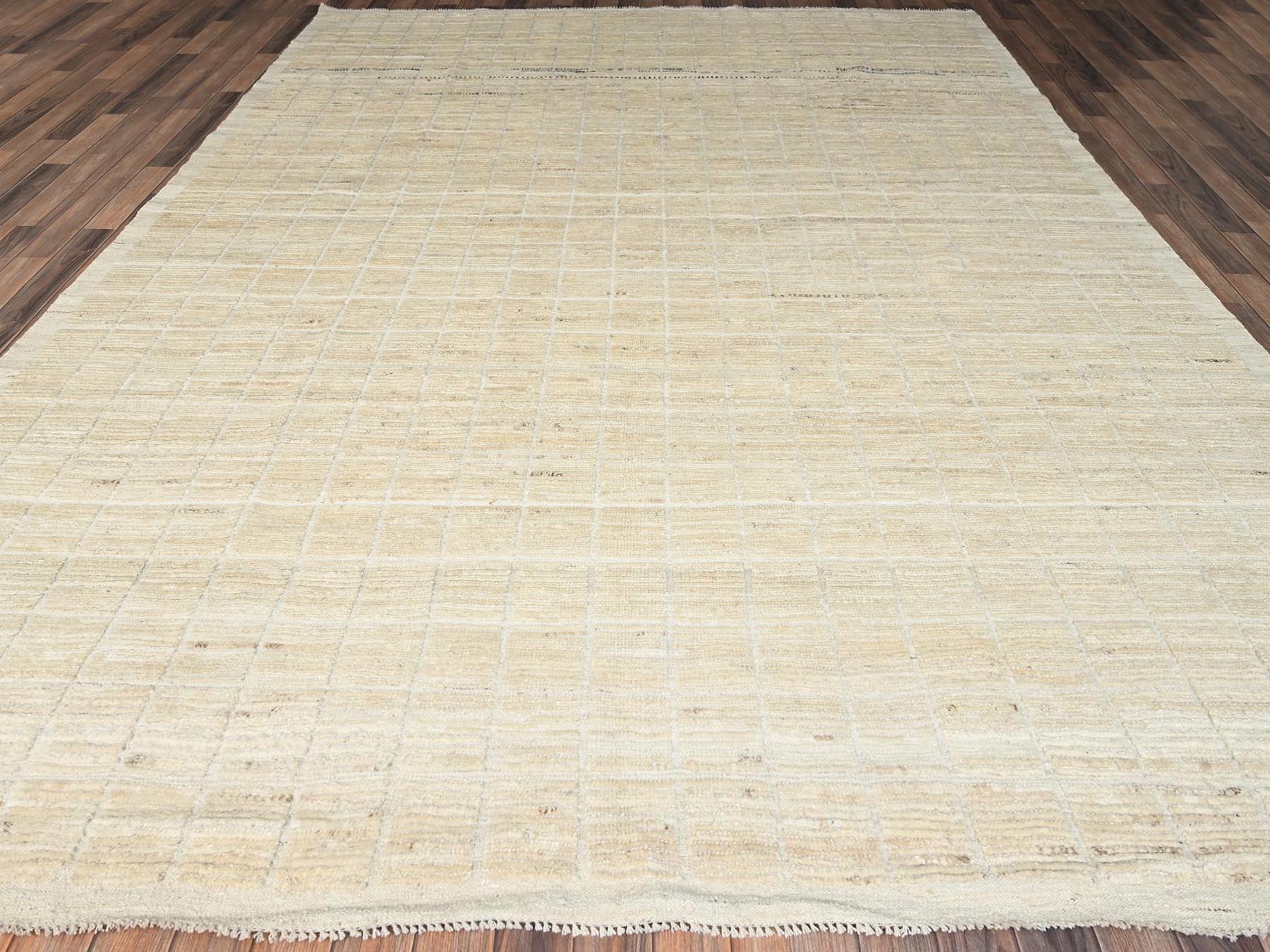Tribal & Geometric hand-knotted wool rug in Ivory, 9'1" x 11'9" — SKU O01426 (view 2)