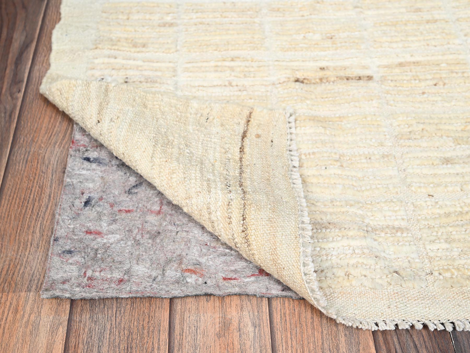 Tribal & Geometric hand-knotted wool rug in Ivory, 2'5" x 2'9" — SKU O01447 (view 3)