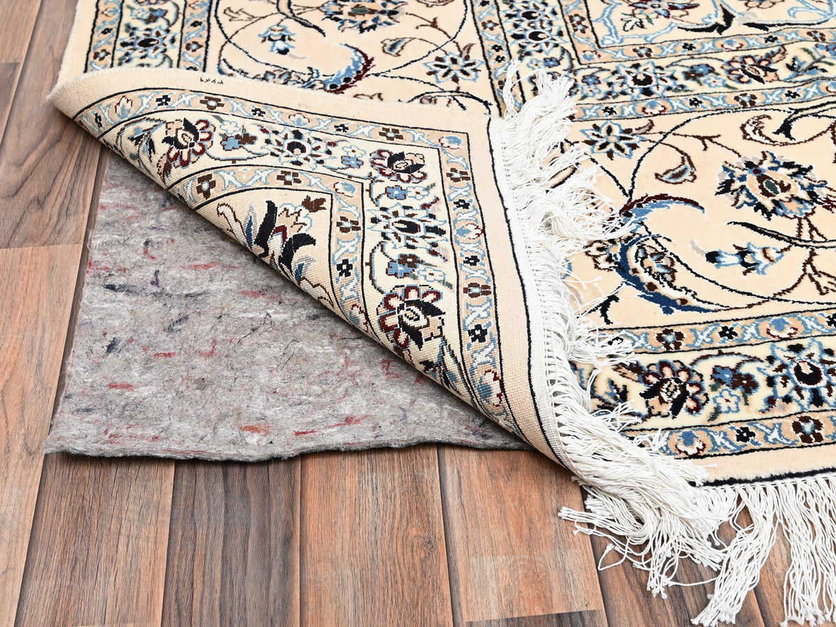 Nain Fine Oriental hand-knotted wool/silk rug in Ivory, 9'6" x 13'2" — SKU O01456 (view 5)