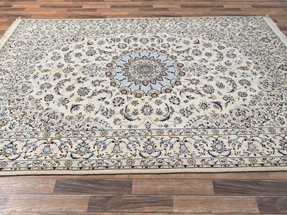 Nain Persian hand-knotted wool/silk rug in Ivory, 6'9" x 10'2" — SKU O01463 (view 4)