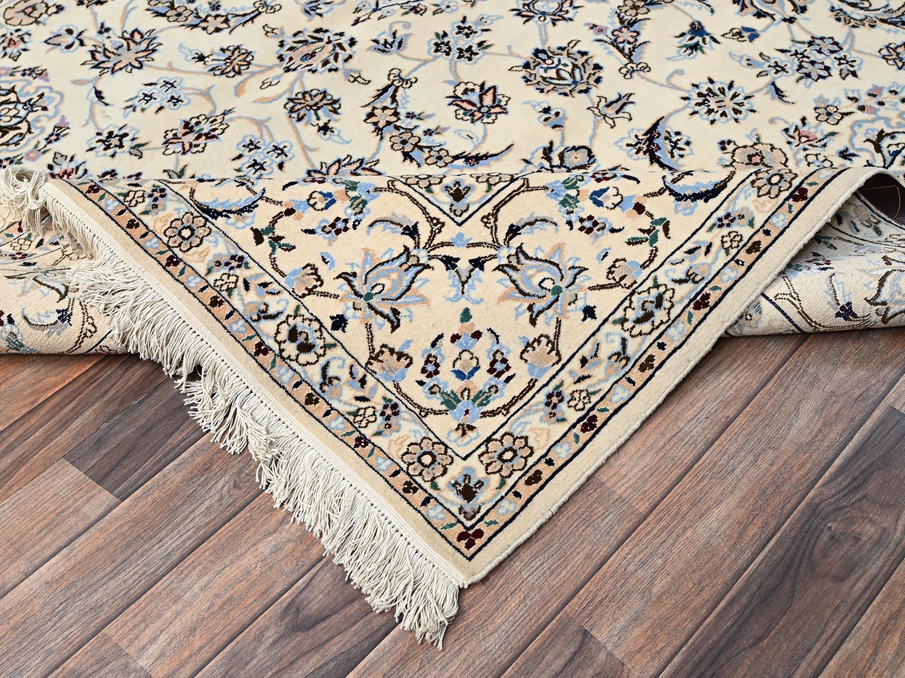 Nain Persian hand-knotted wool/silk rug in Ivory, 6'9" x 10'2" — SKU O01463 (view 7)