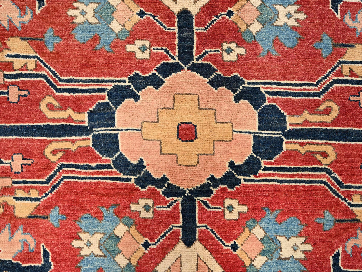 Heriz Heriz hand-knotted wool rug in Red & Midnight Blue, 7'10" x 9'7" — SKU O01507 (view 9)