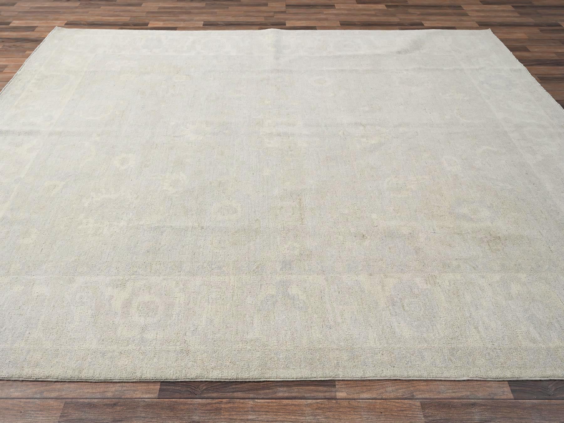 Oushak Oushak hand-knotted wool rug in Ivory, 8'1" x 9'10" — SKU O01520 (view 4)