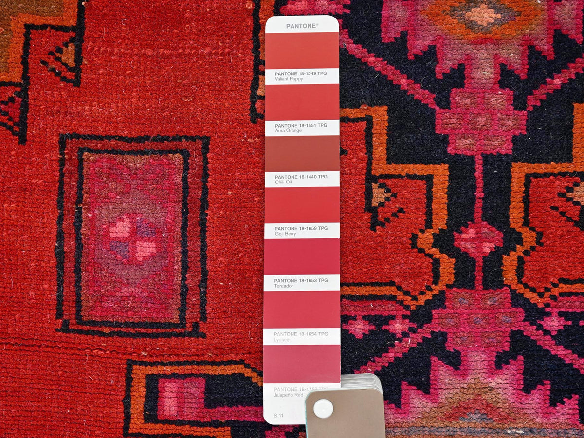 Hamadan Vintage hand-knotted wool runner in Red, 2'7" x 11'11" — SKU O01524 (view 4)