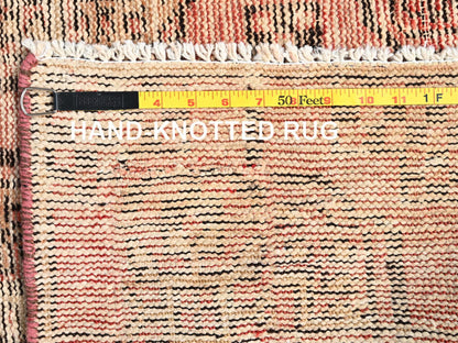 Pink 2'9" x 5'6" Vintage Hand knotted Wool Rug - Sku: O01527