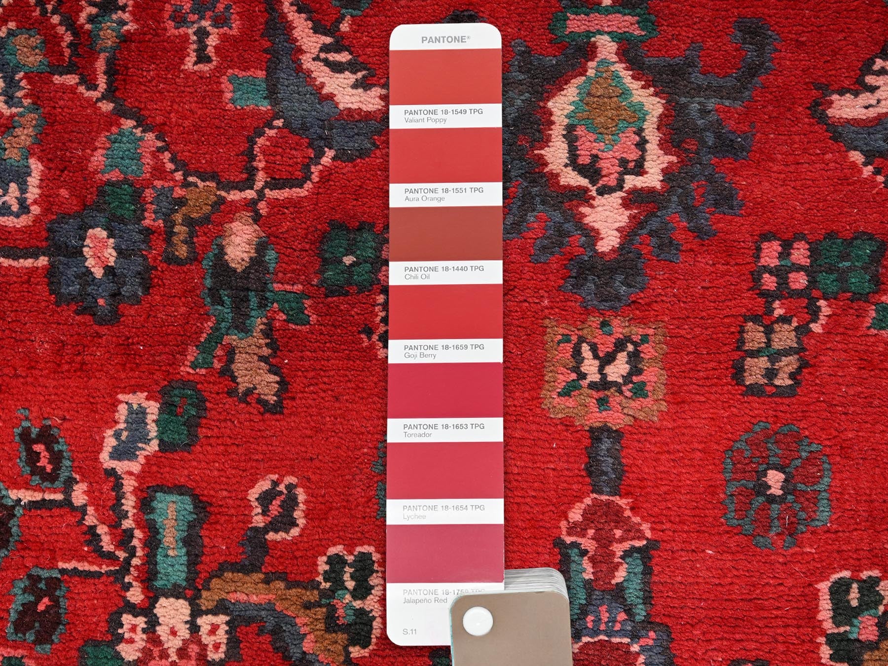 Vintage hand-knotted wool runner in Red & Brown, 3' x 9'1" — SKU O01557 (view 4)