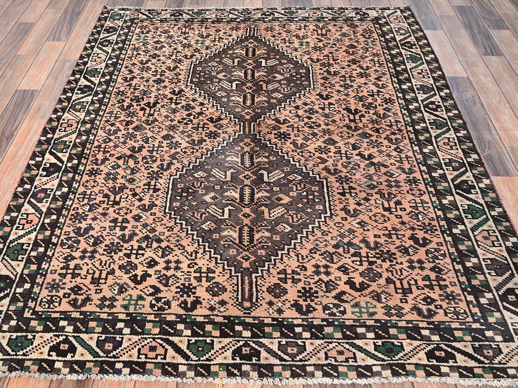 Shiraz Vintage hand-knotted wool rug in Pink & Ivory, 4'11" x 6'4" — SKU O01571 (view 2)