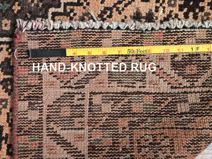 Shiraz Vintage hand-knotted wool rug in Pink & Ivory, 4'11" x 6'4" — SKU O01571 (view 7)