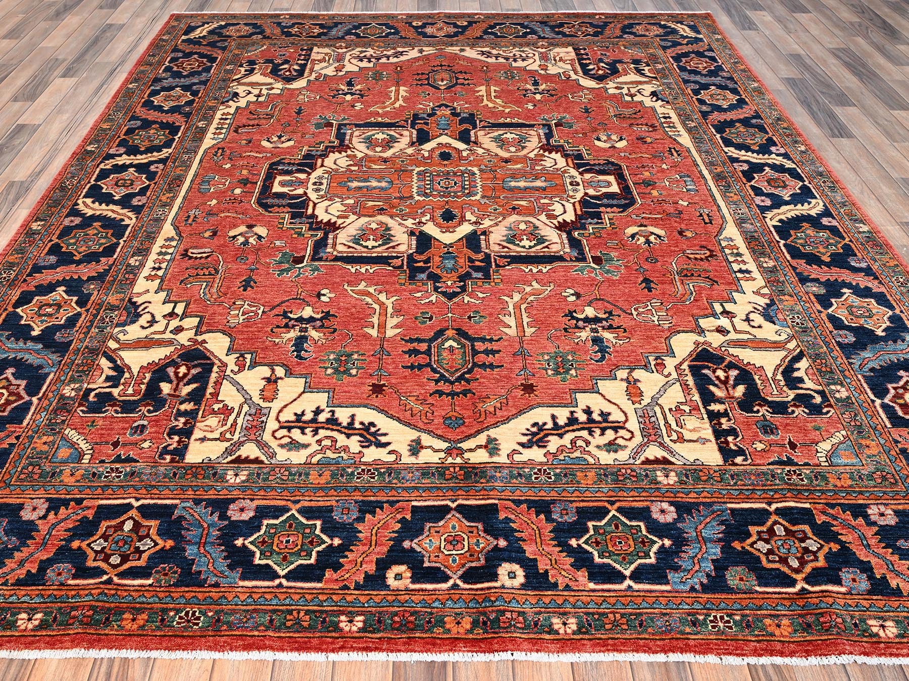 Heriz Heriz hand-knotted wool rug in Red & Navy Blue, 8'1" x 9'9" — SKU O01594 (view 2)