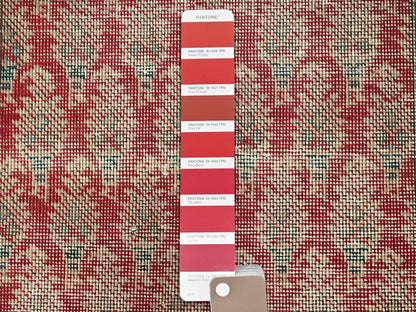 Tabriz Vintage hand-knotted wool runner in Red & Beige, 2'11" x 12'8" — SKU O01667 (view 4)
