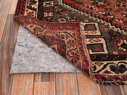 Shiraz Vintage hand-knotted wool rug in Red & Ivory, 5'3" x 7'7" — SKU O01703 (view 3)