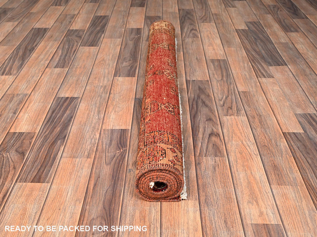 Shiraz Vintage hand-knotted wool rug in Red & Ivory, 3'8" x 6' — SKU O01705 (view 5)
