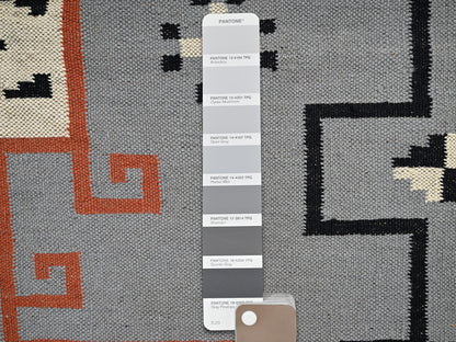 Tribal & Geometric hand-knotted wool rug in Gray & Black, 5'3" x 6'11" — SKU O01737 (view 4)
