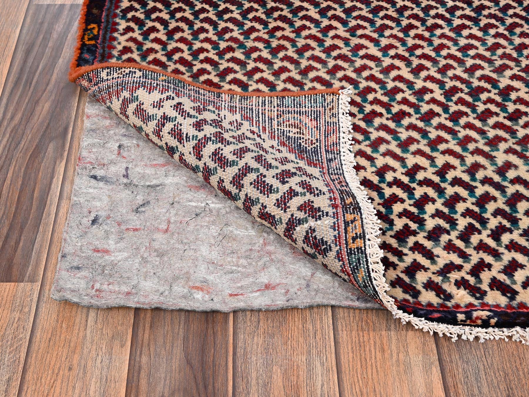 Hamadan Vintage hand-knotted wool runner in Ivory & Navy Blue, 3' x 8'10" — SKU O01753 (view 3)
