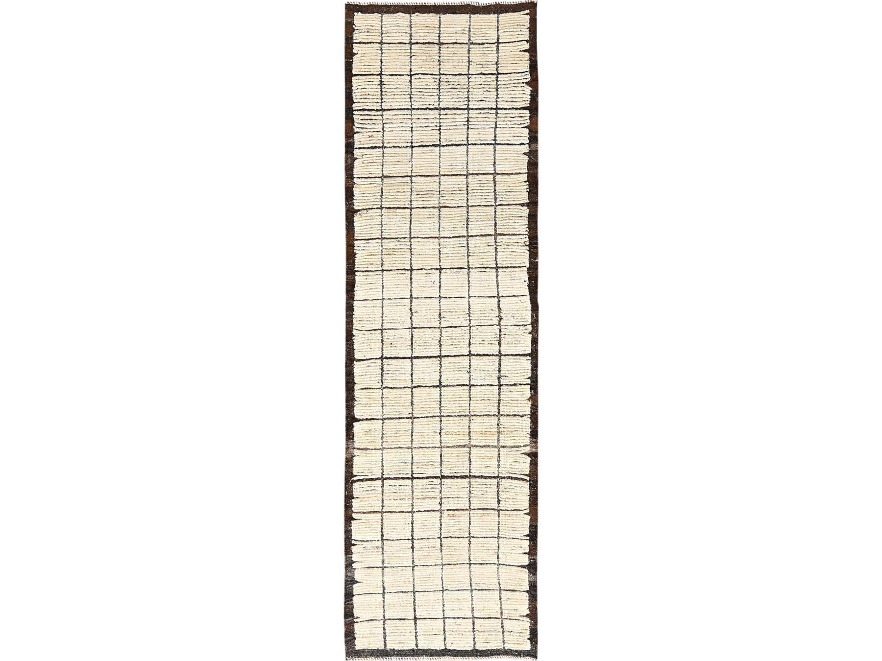 Ivory 2'7" x 7'10" Tribal & Geometric Hand knotted Wool Rug - Sku: O01772
