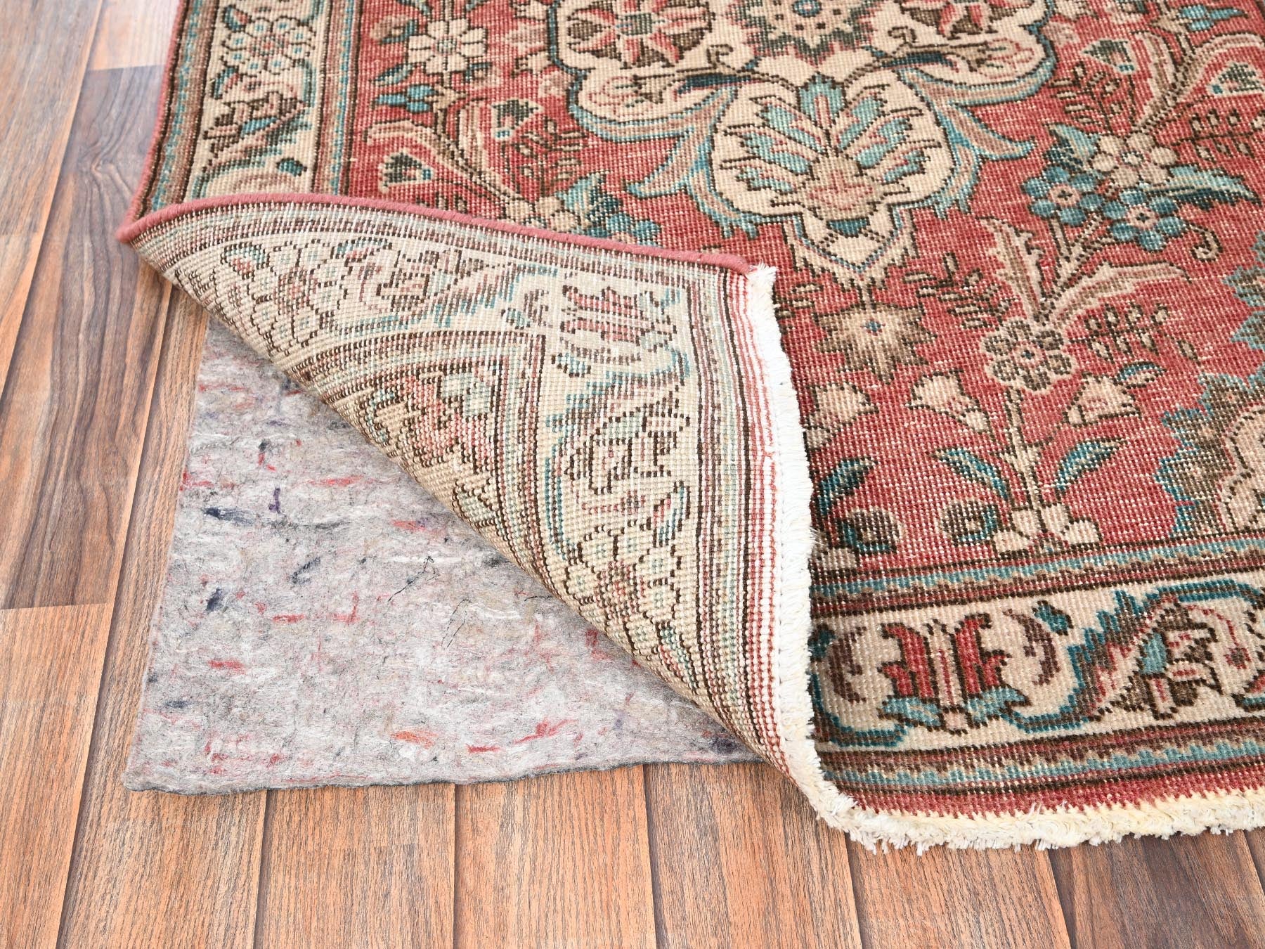Tabriz Vintage hand-knotted wool runner in Red & Ivory, 3'2" x 10'11" — SKU O01803 (view 3)