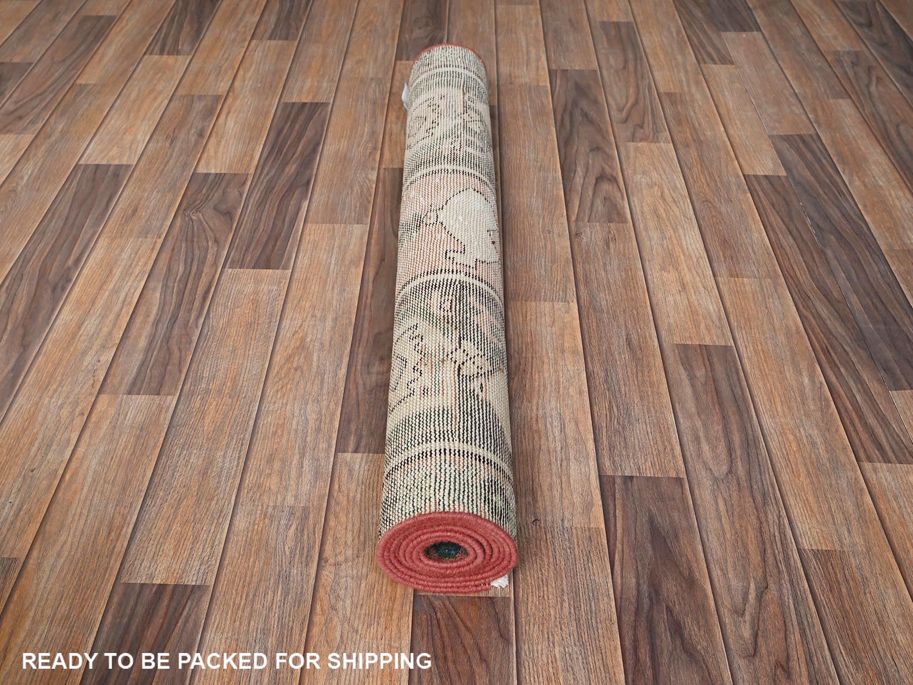 Hamadan Vintage hand-knotted wool runner in Pink, 3'2" x 6'8" — SKU O01812 (view 5)