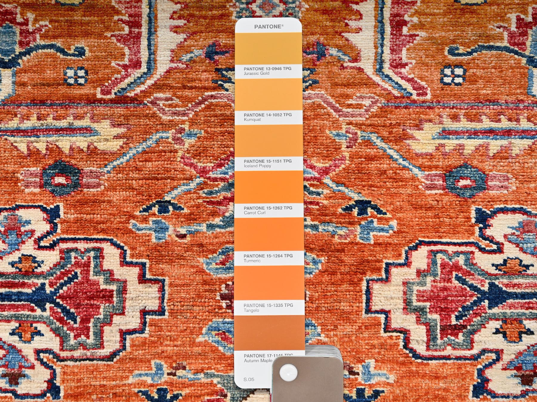Kazak Kazak hand-knotted wool rug in Orange & Ivory, 8'3" x 9'11" — SKU O01823 (view 8)