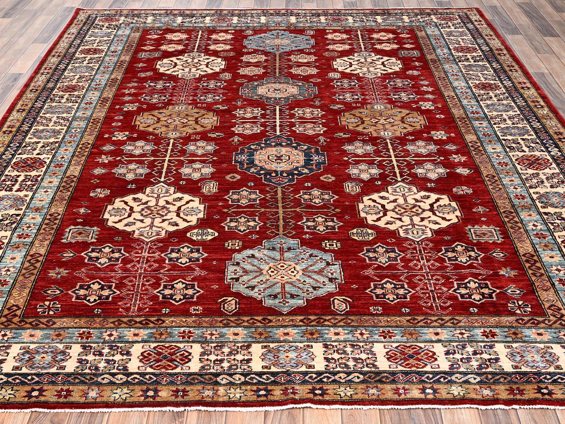 Kazak Kazak hand-knotted wool rug in Red & Ivory, 8'1" x 9'9" — SKU O01825 (view 2)