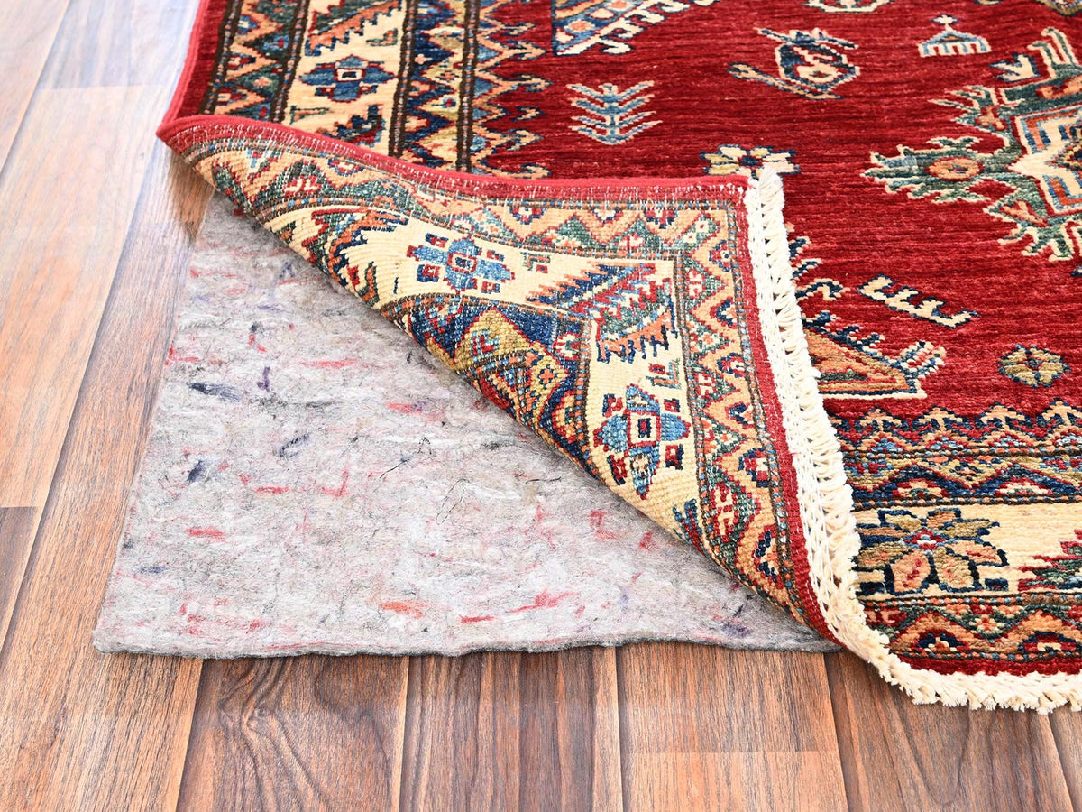 Kazak Kazak hand-knotted wool rug in Red & Ivory, 4'1" x 6'5" — SKU O01828 (view 3)
