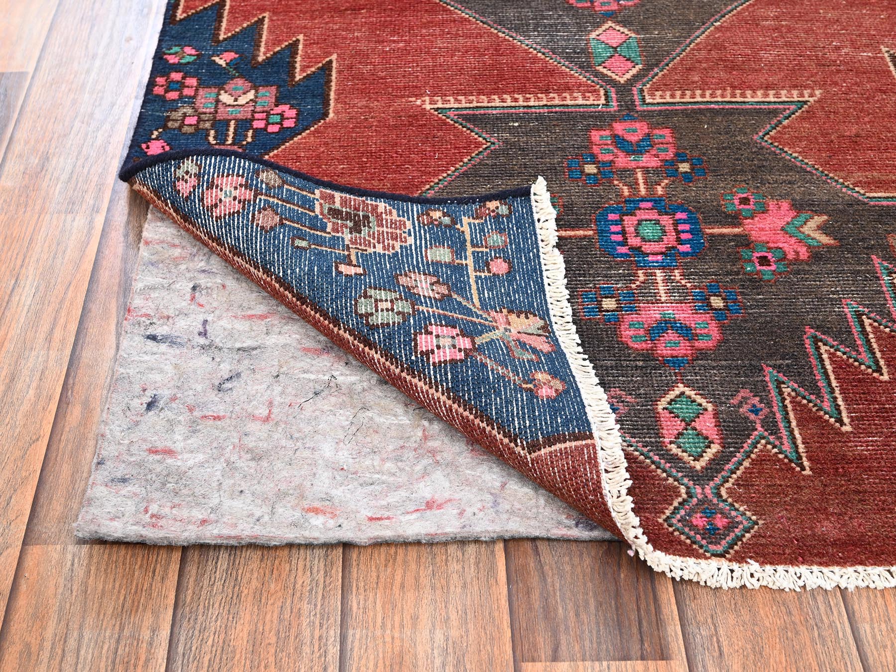 Hamadan Vintage hand-knotted wool runner in Red, 2'9" x 8'10" — SKU O01860 (view 3)
