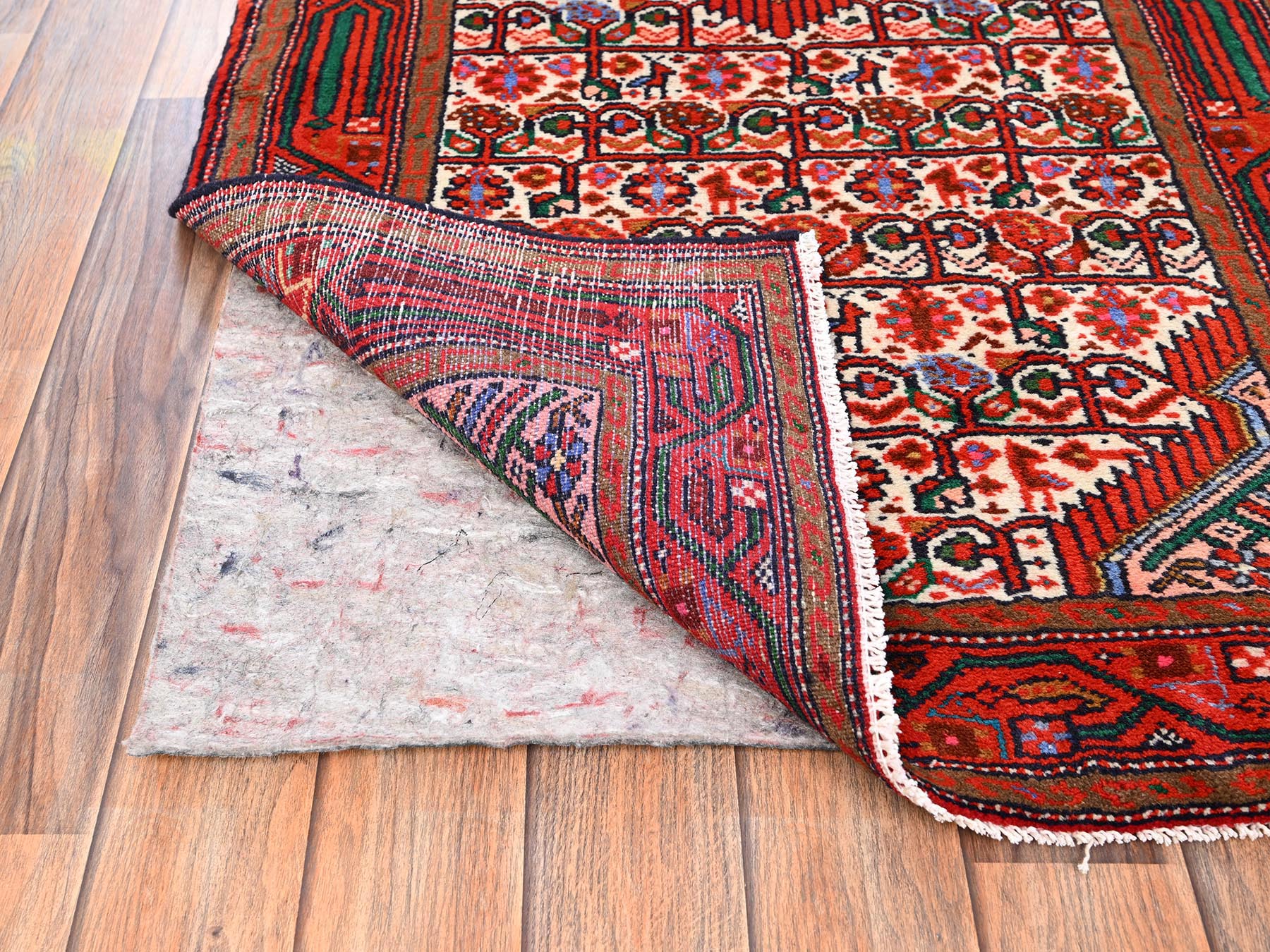 Hamadan Persian hand-knotted wool runner in Ivory & Red, 2'8" x 6'6" — SKU O01875 (view 3)