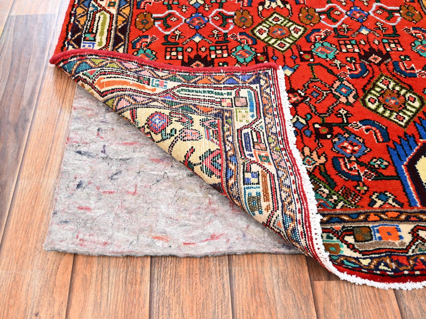 Hamadan Persian hand-knotted wool runner in Red & Ivory, 2'8" x 7'2" — SKU O01876 (view 3)