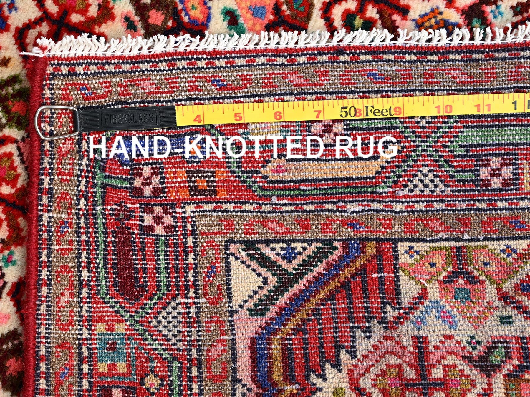 Sarouk Persian hand-knotted wool runner in Ivory & Red, 2'4" x 6'4" — SKU O01884 (view 7)