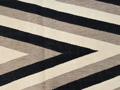 Tribal & Geometric hand-knotted wool rug in Ivory & Black, 11'11" x 14'10" — SKU O01955 (view 2)