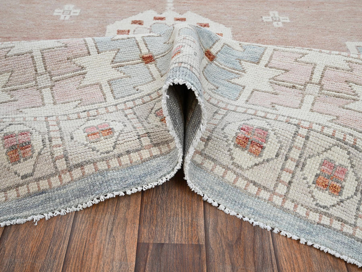 Oushak hand-knotted wool rug in Pink & Ivory, 9'10" x 13'5" — SKU O01972 (view 6)