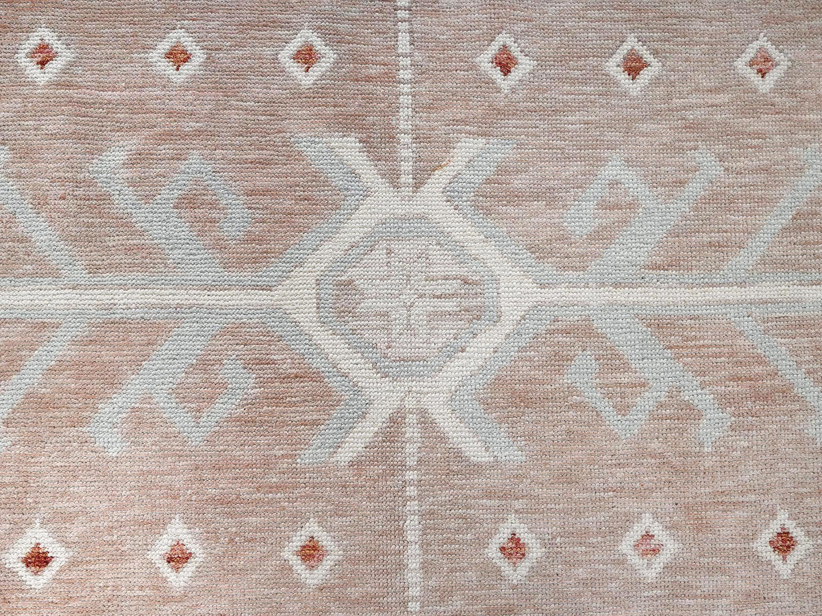 Oushak hand-knotted wool rug in Pink & Ivory, 9'10" x 13'5" — SKU O01972 (view 9)