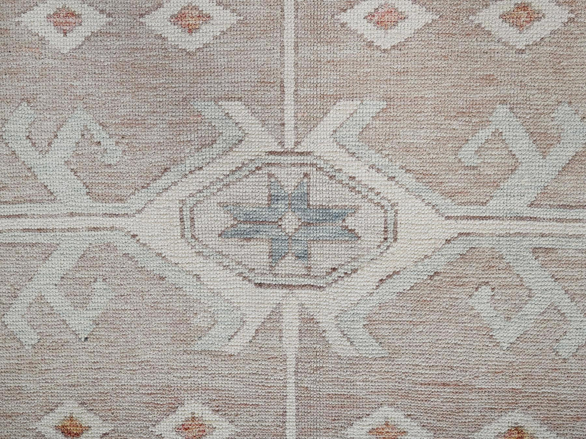 Oushak hand-knotted wool rug in Pink & Ivory, 11'7" x 14'9" — SKU O01976 (view 9)