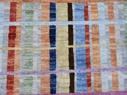 Modern / Contemporary hand-knotted wool rug in Gray, 7'10" x 9'9" — SKU O020019 (view 8)