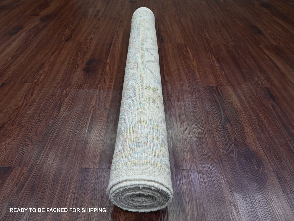 Oushak Oushak hand-knotted wool runner in Ivory & Light Blue, 4'1" x 9'6" — SKU O020076 (view 4)