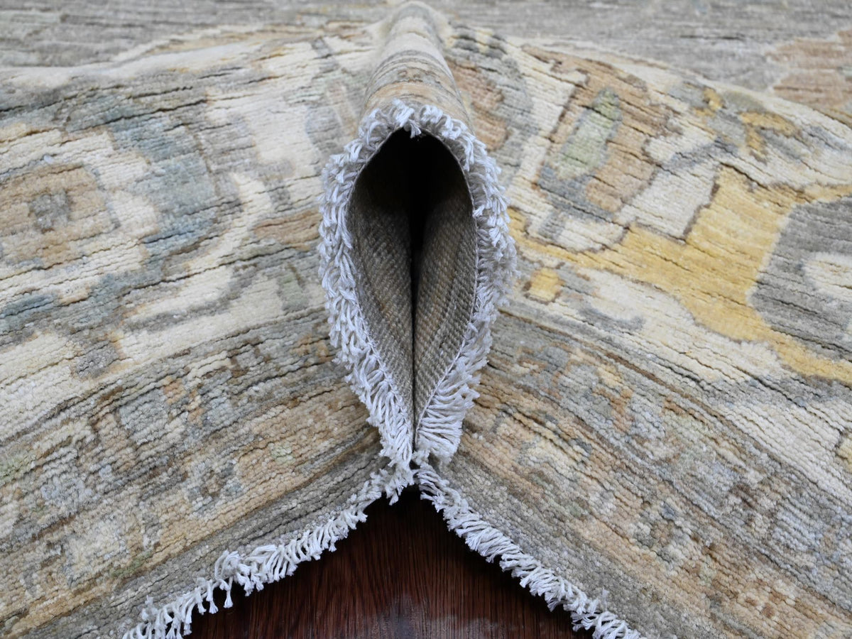 Heriz Heriz hand-knotted wool rug in Gray & Ivory, 8'10" x 11'8" — SKU O020083 (view 5)