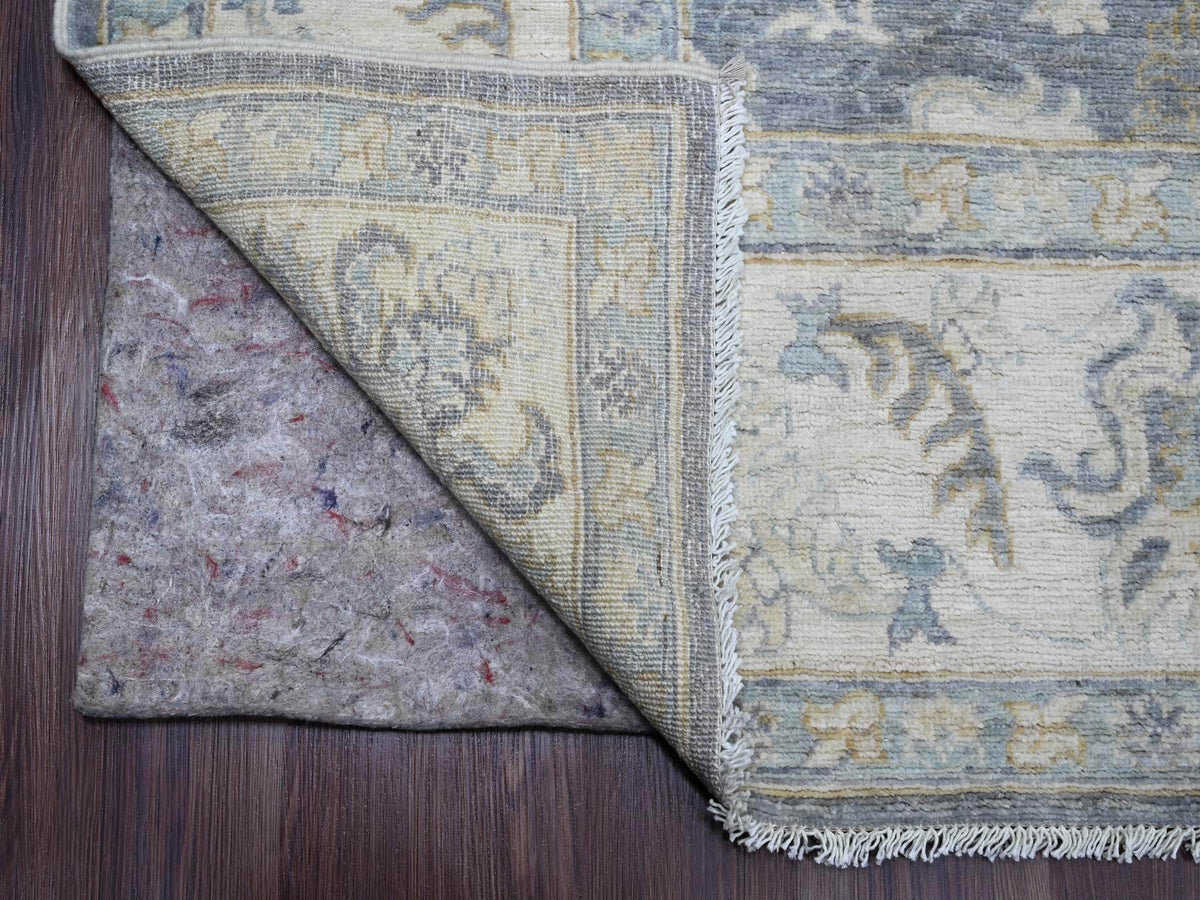 Mahal Oushak hand-knotted wool rug in Gray & Ivory, 8'2" x 9'8" — SKU O020086 (view 4)