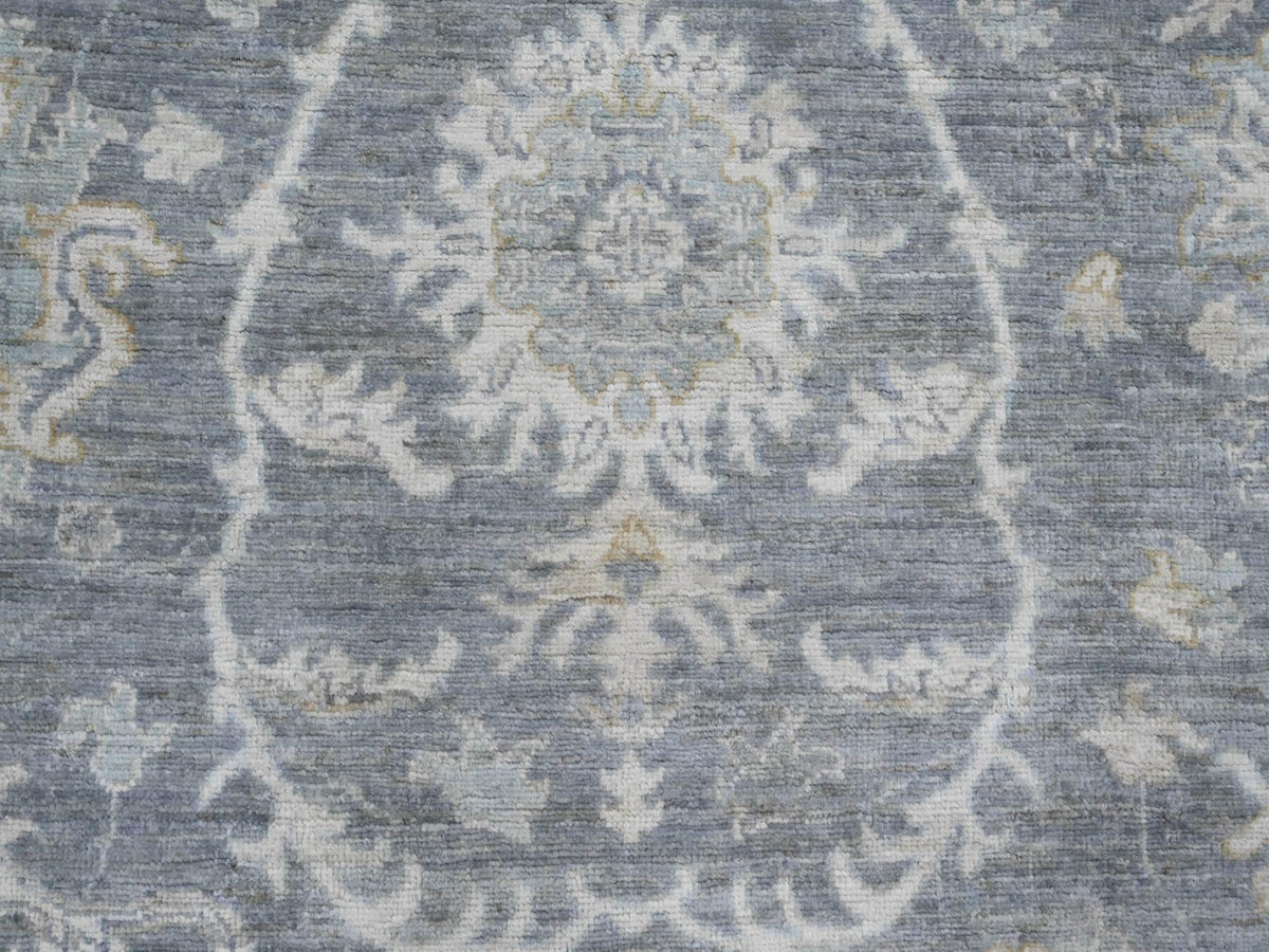 Mahal Oushak hand-knotted wool rug in Gray & Ivory, 8'2" x 9'8" — SKU O020086 (view 8)