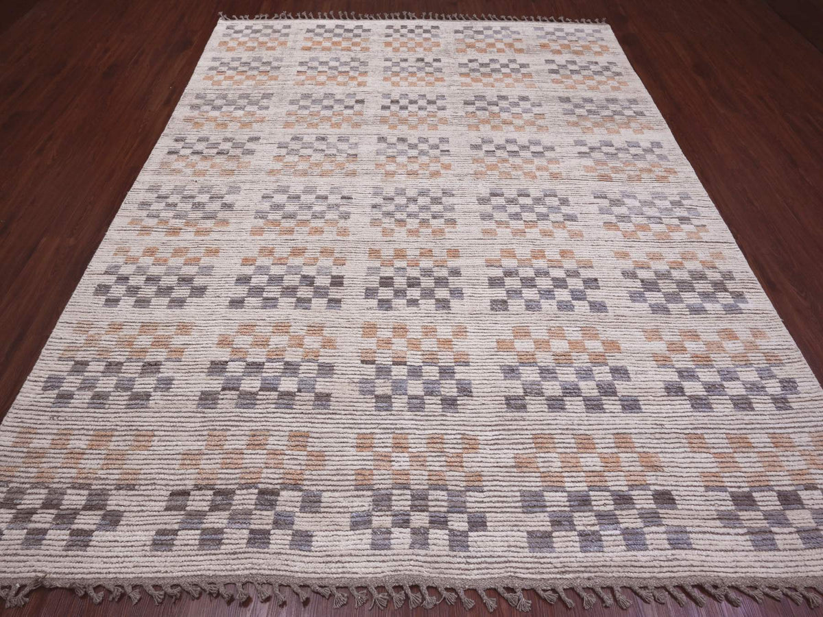 Tribal & Geometric hand-knotted wool rug in Ivory, 8'1" x 10'5" — SKU O020151 (view 2)