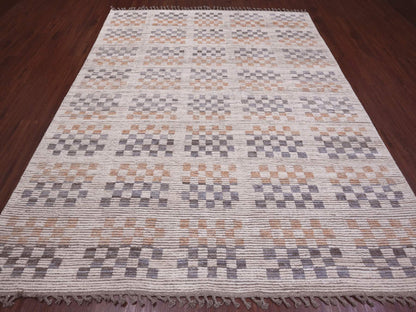 Tribal & Geometric hand-knotted wool rug in Ivory, 8'1" x 10'5" — SKU O020151 (view 2)