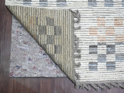 Tribal & Geometric hand-knotted wool rug in Ivory, 8'1" x 10'5" — SKU O020151 (view 4)
