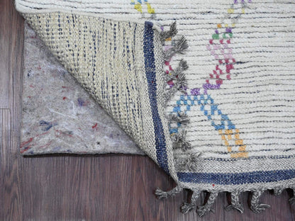 Tribal & Geometric hand-knotted wool runner in Ivory, 2'4" x 10'7" — SKU O020283 (view 2)