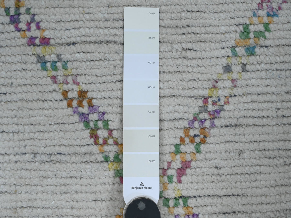 Tribal & Geometric hand-knotted wool runner in Ivory, 2'4" x 10'7" — SKU O020283 (view 3)