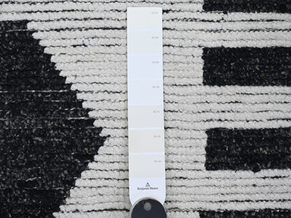 Ivory 2'6" x 10'11" Tribal Hand knotted Wool Rug - Sku: O020285