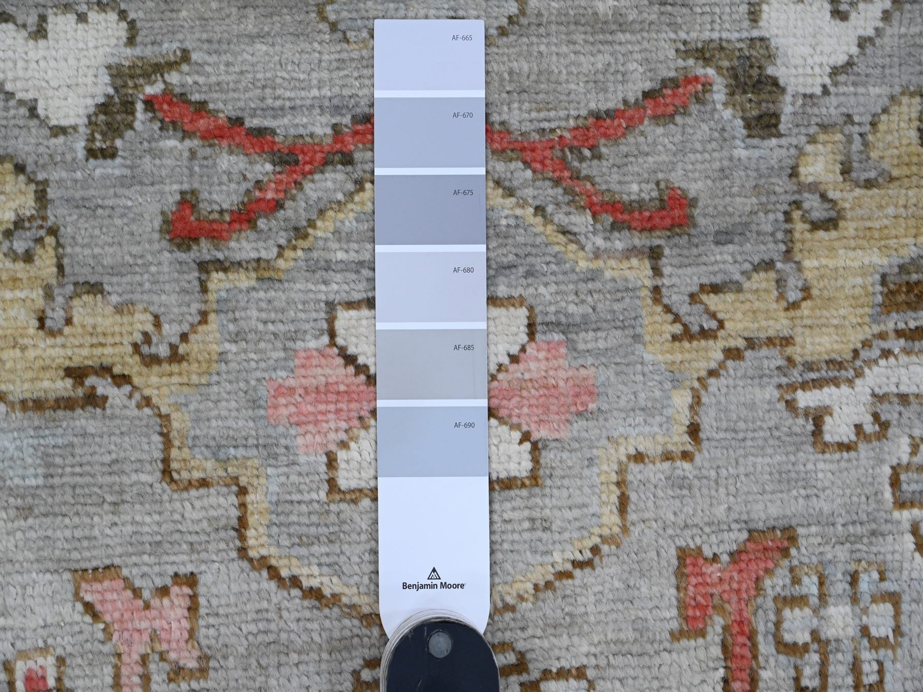 Oushak Oushak hand-knotted wool runner in Gray & Ivory, 3' x 9'8" — SKU O020313 (view 3)