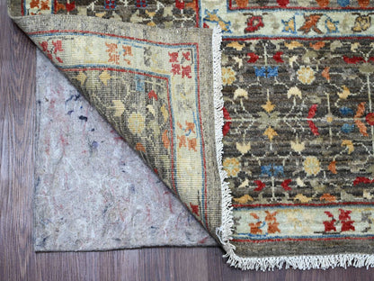 Mamluk Mamluk hand-knotted wool rug in Gray, 7'11" x 9'8" — SKU O020338 (view 4)
